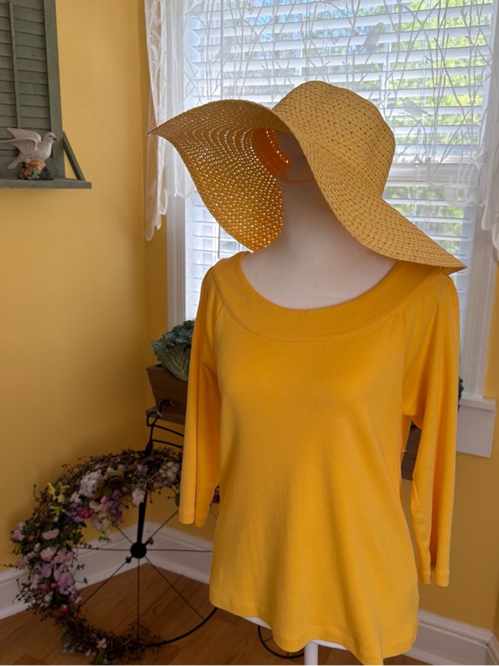 Women's size medium 100% cotton yellow tunic with 3/4 length sleeves byRafaella.